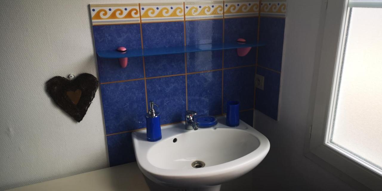 La Cour Du Puits Chambre Victor Cormeilles  Eksteriør billede